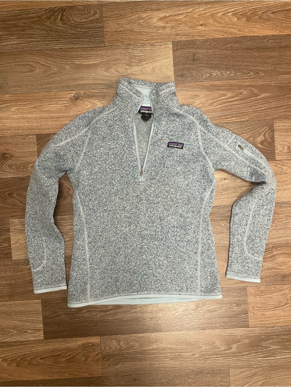 Small Patagonia Quarter Zip Check measurements